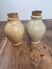 Vintage Pfaltzgraft Yorktowne Stoneware Salt & Pepper Shaker Set