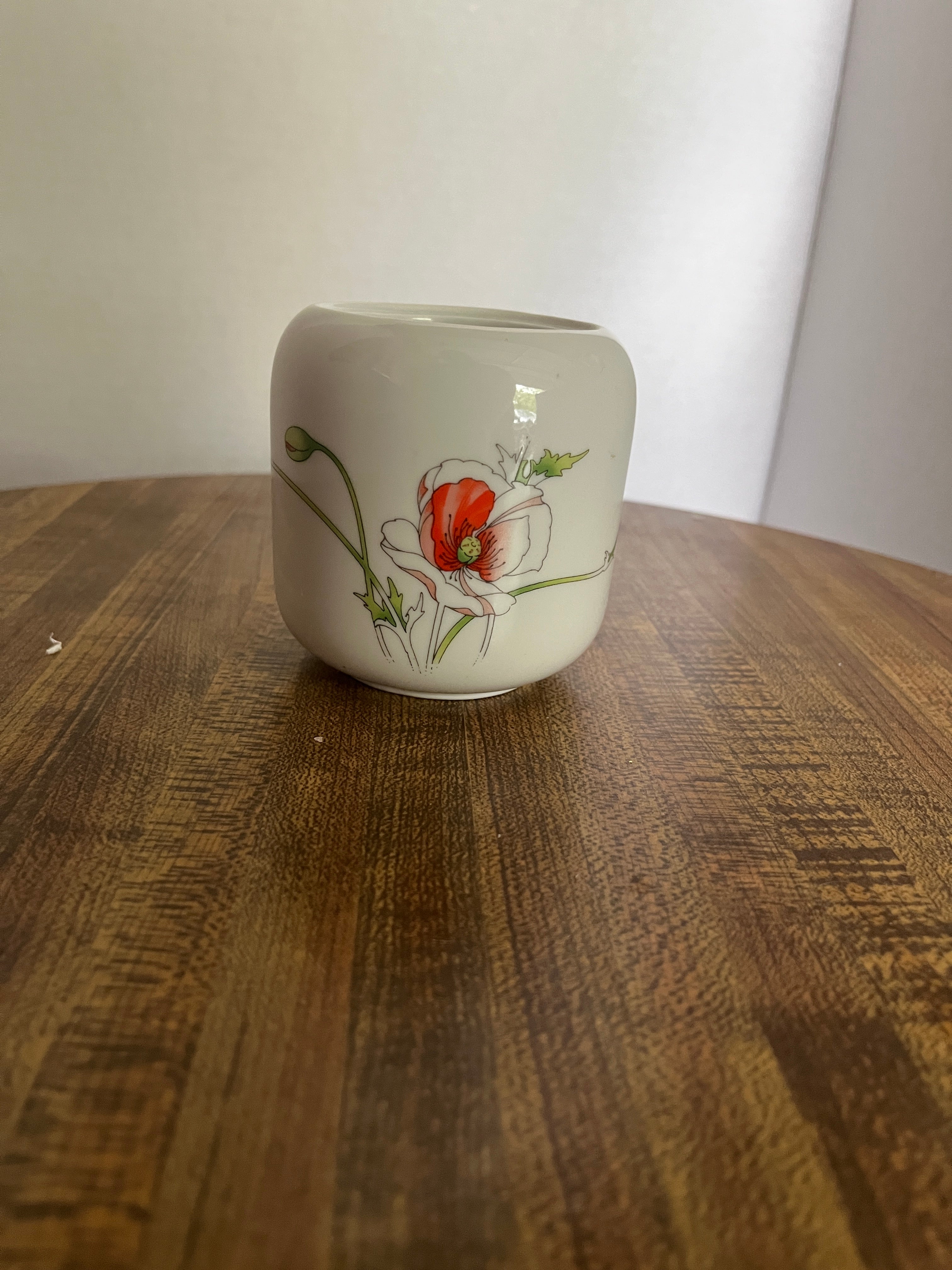 Poppy Sugar Bowl w/o lid