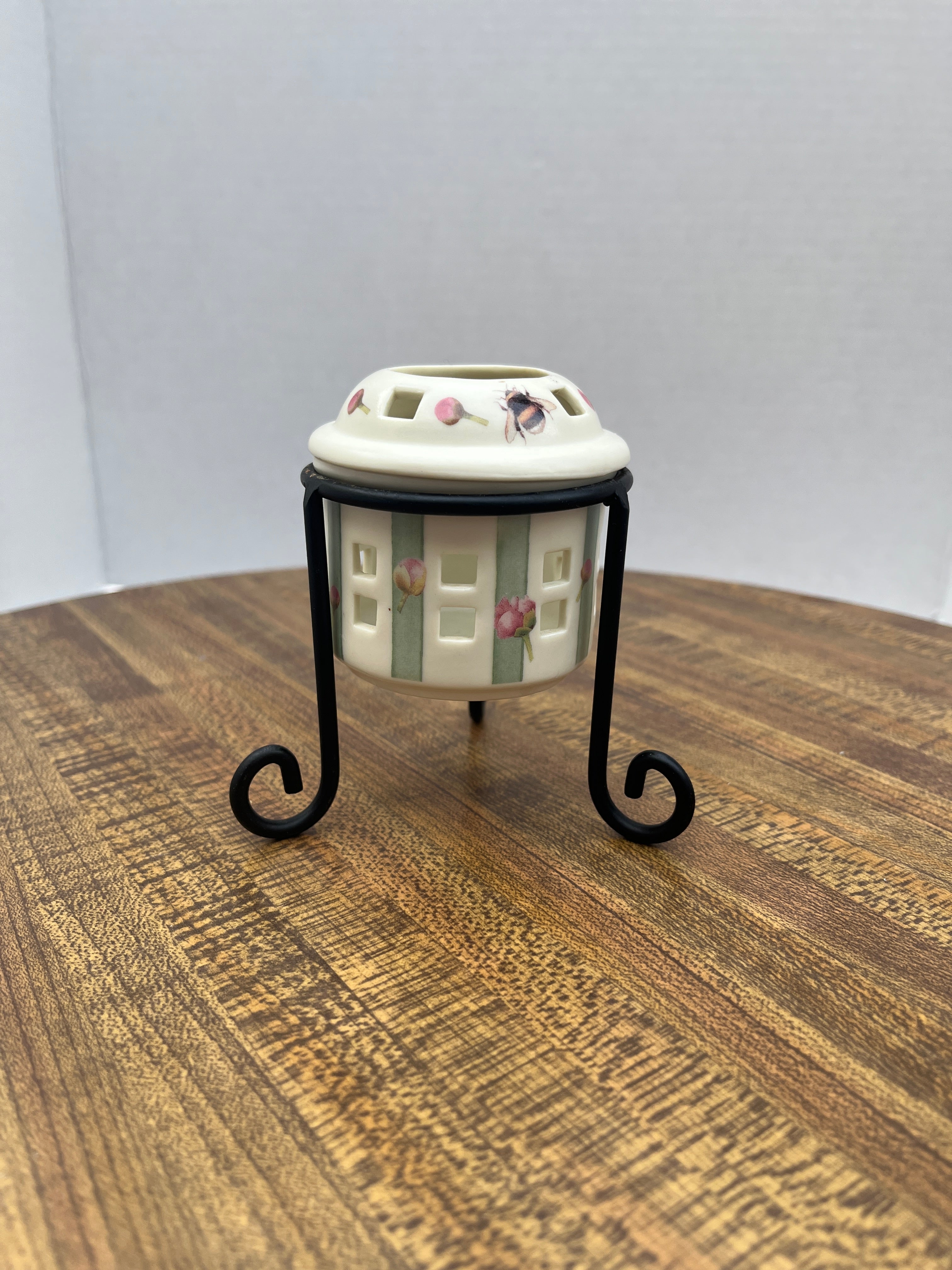 Hallmark Marjolein Bastin Nature's Sketchbook Bee & Peony Votive/Tealight Holder