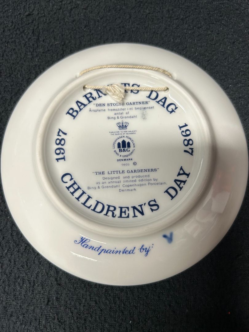 1987 Children's Day Plate