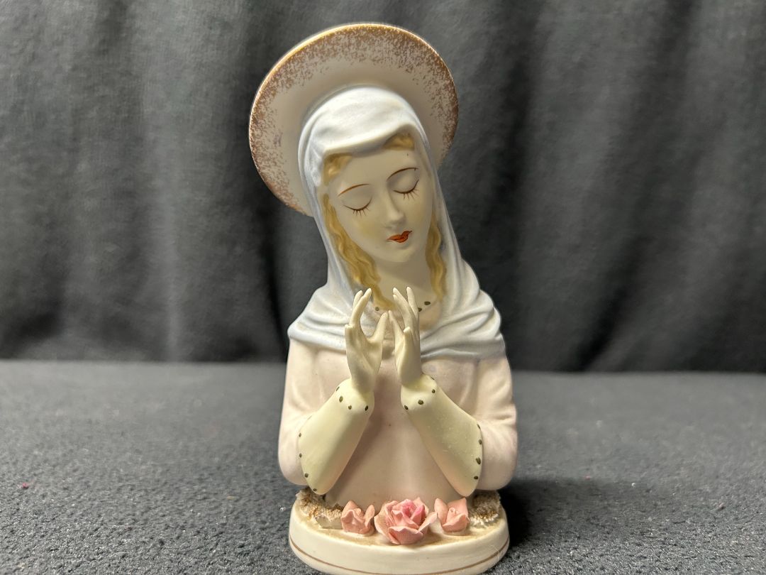 Lefton Madonna Figurine