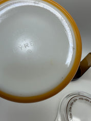 Pyrex 473 1 qt. Old orchard promotional with cradle