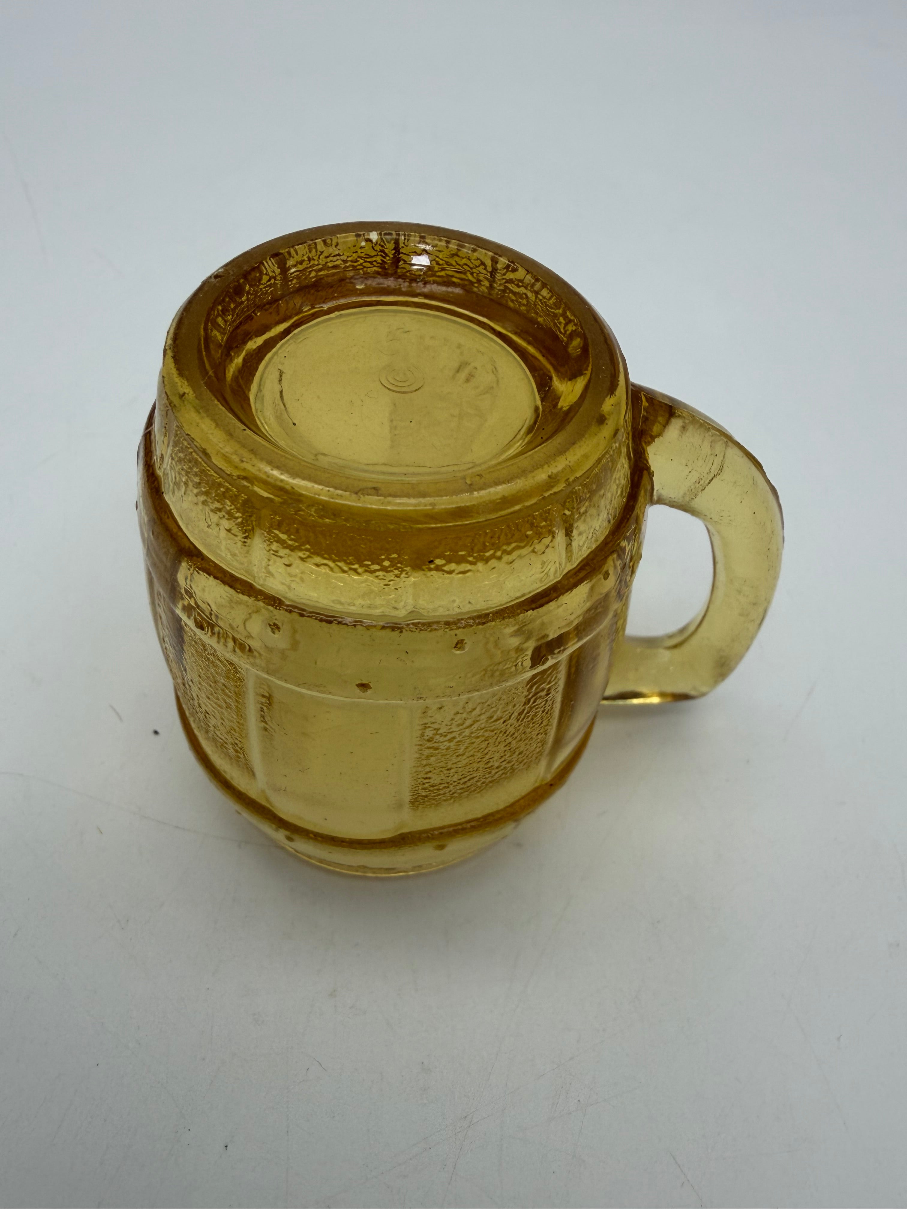 Beer barrel toothpick holder amber glass hazel atlas