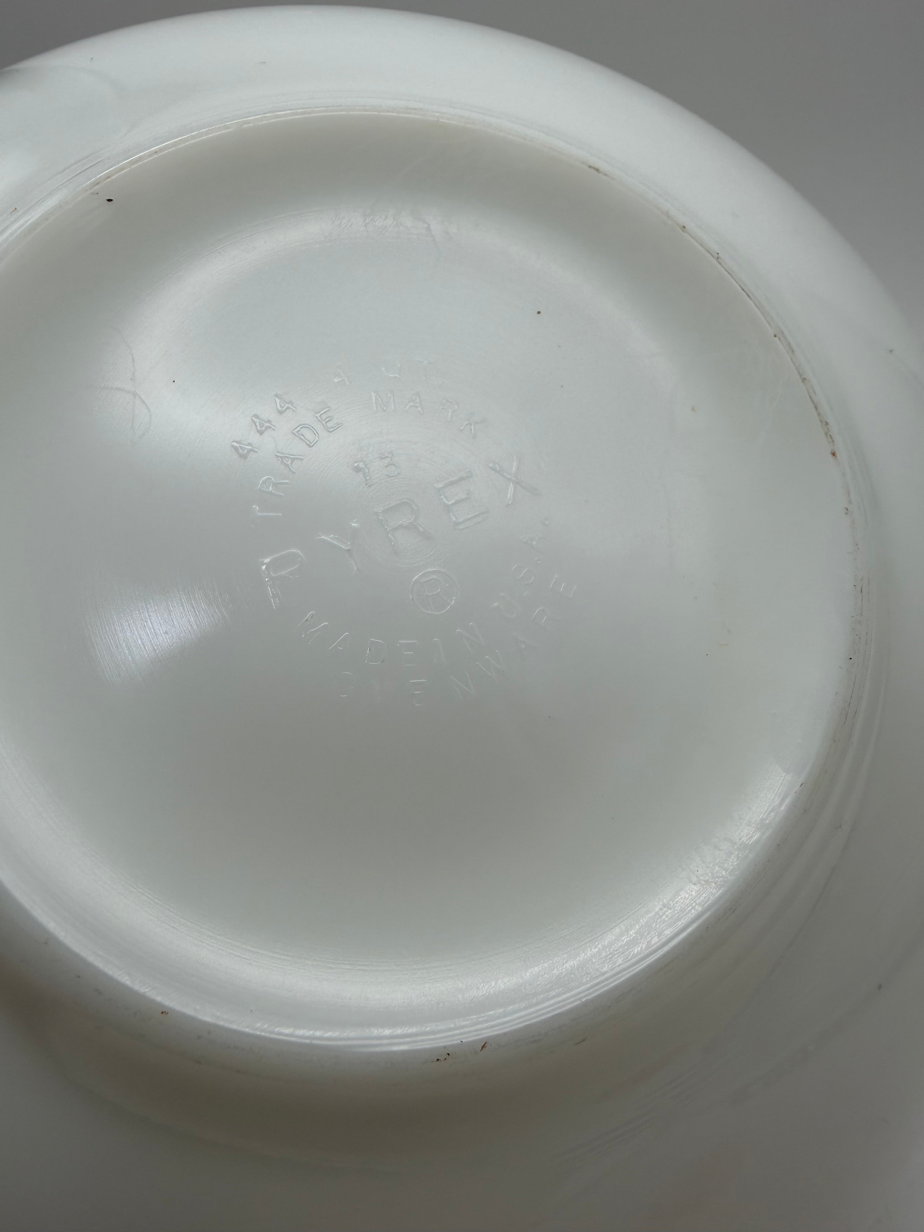 10” Vintage Pyrex #444 Town & Country 4 Qt Cinderella Mixing Bowl