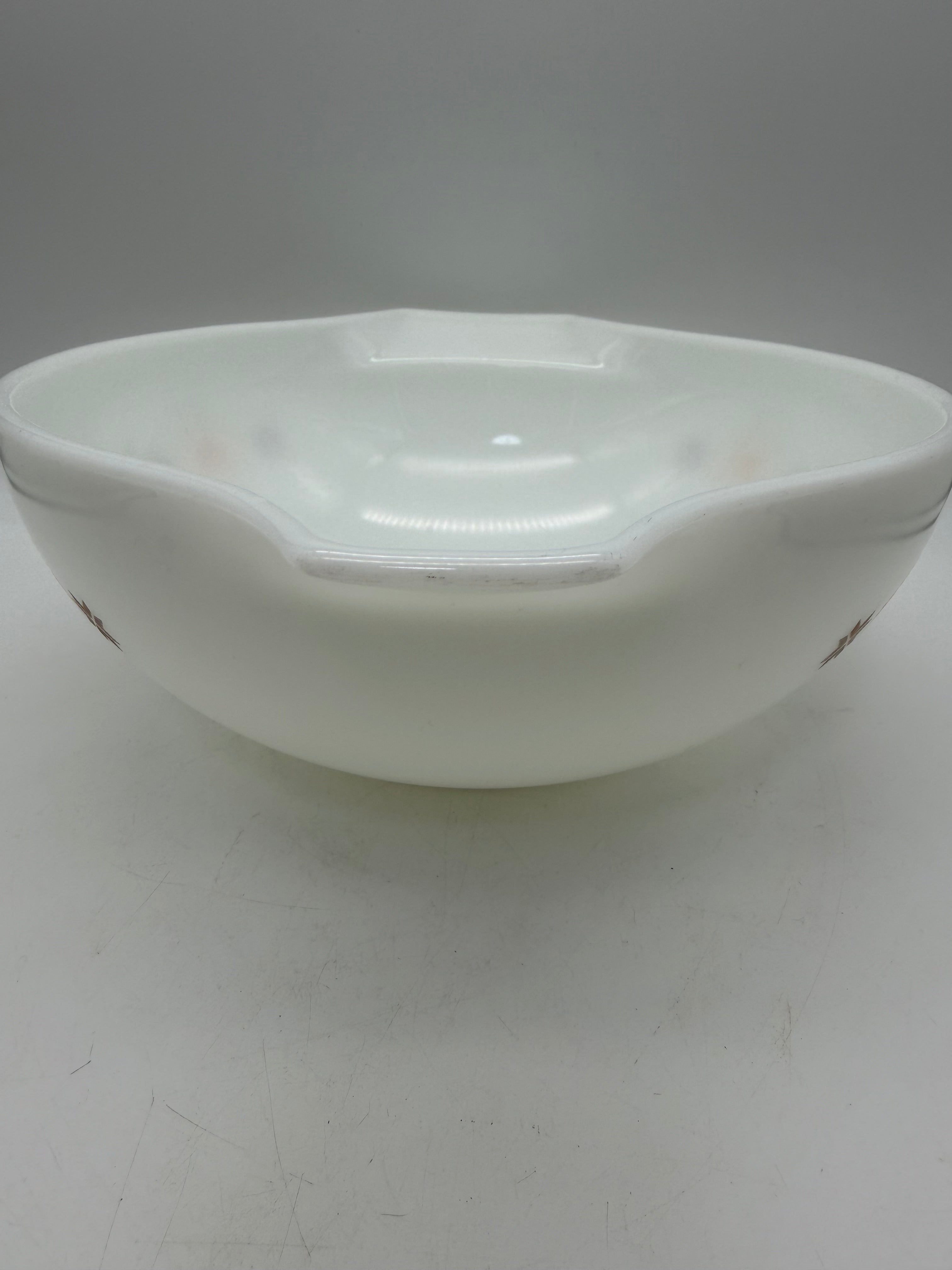 10” Vintage Pyrex #444 Town & Country 4 Qt Cinderella Mixing Bowl
