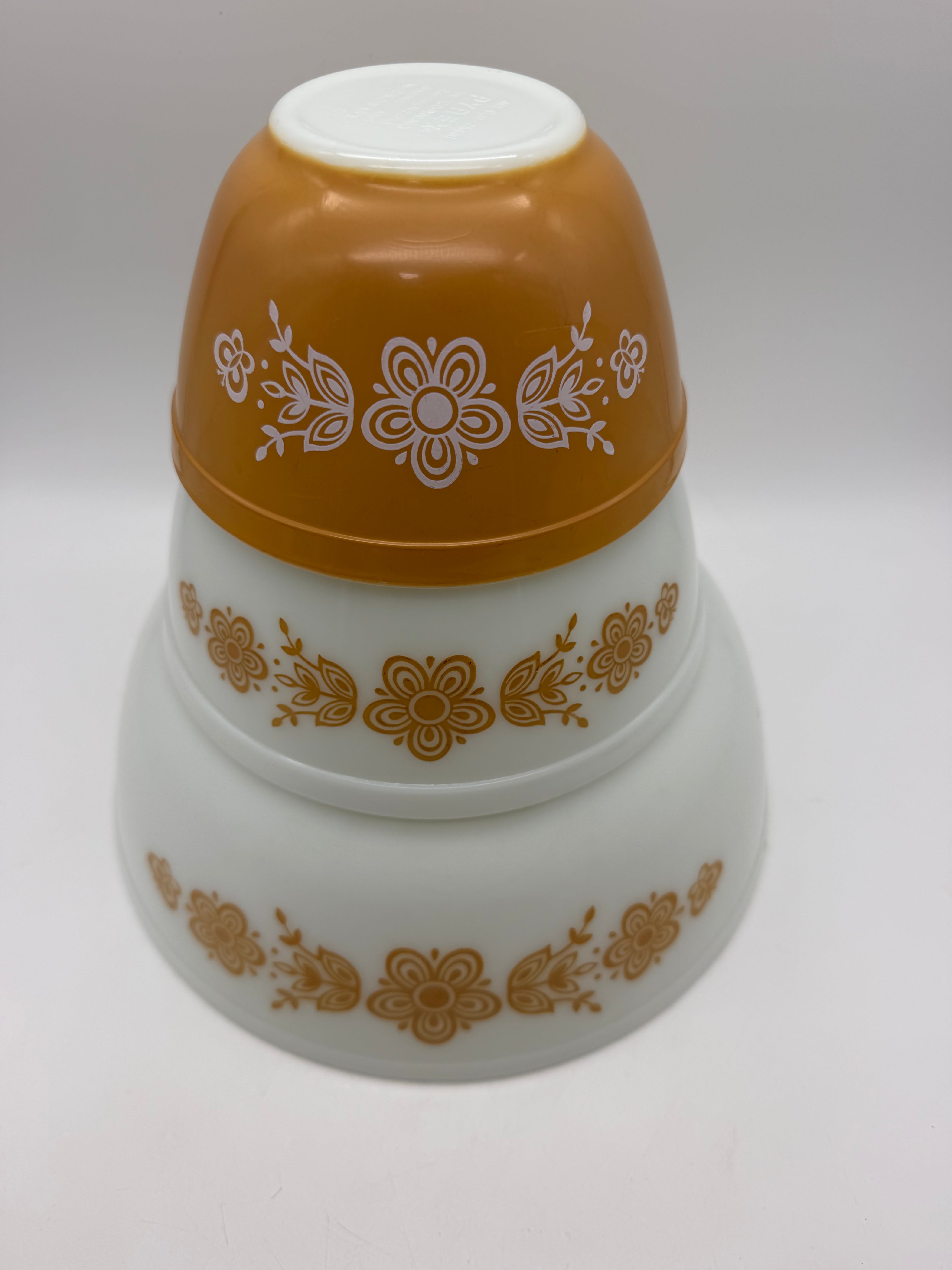 10” Pyrex Butterfly Gold Mixing Bowl Set 3