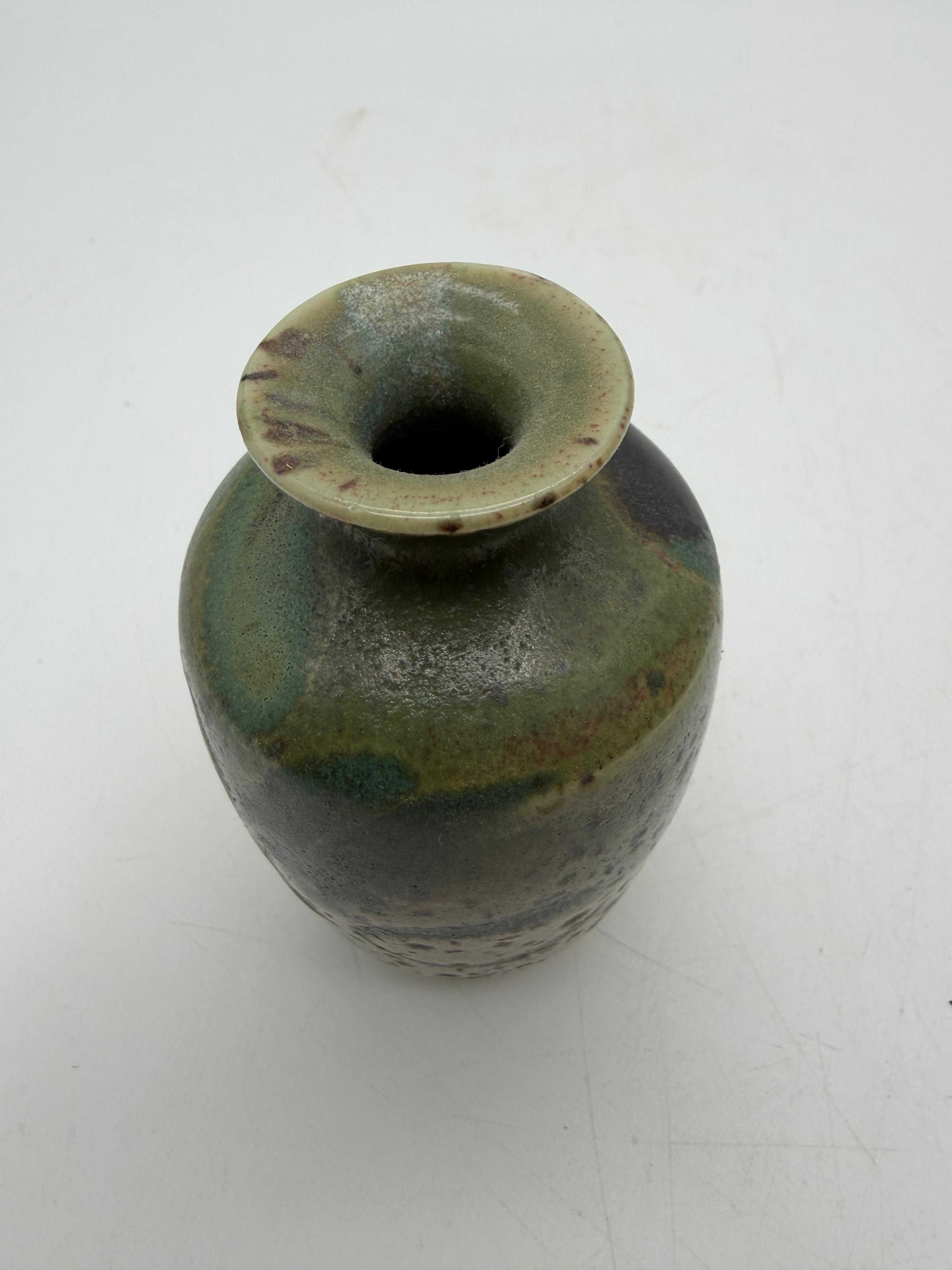 4” Weed pot Asian green brown