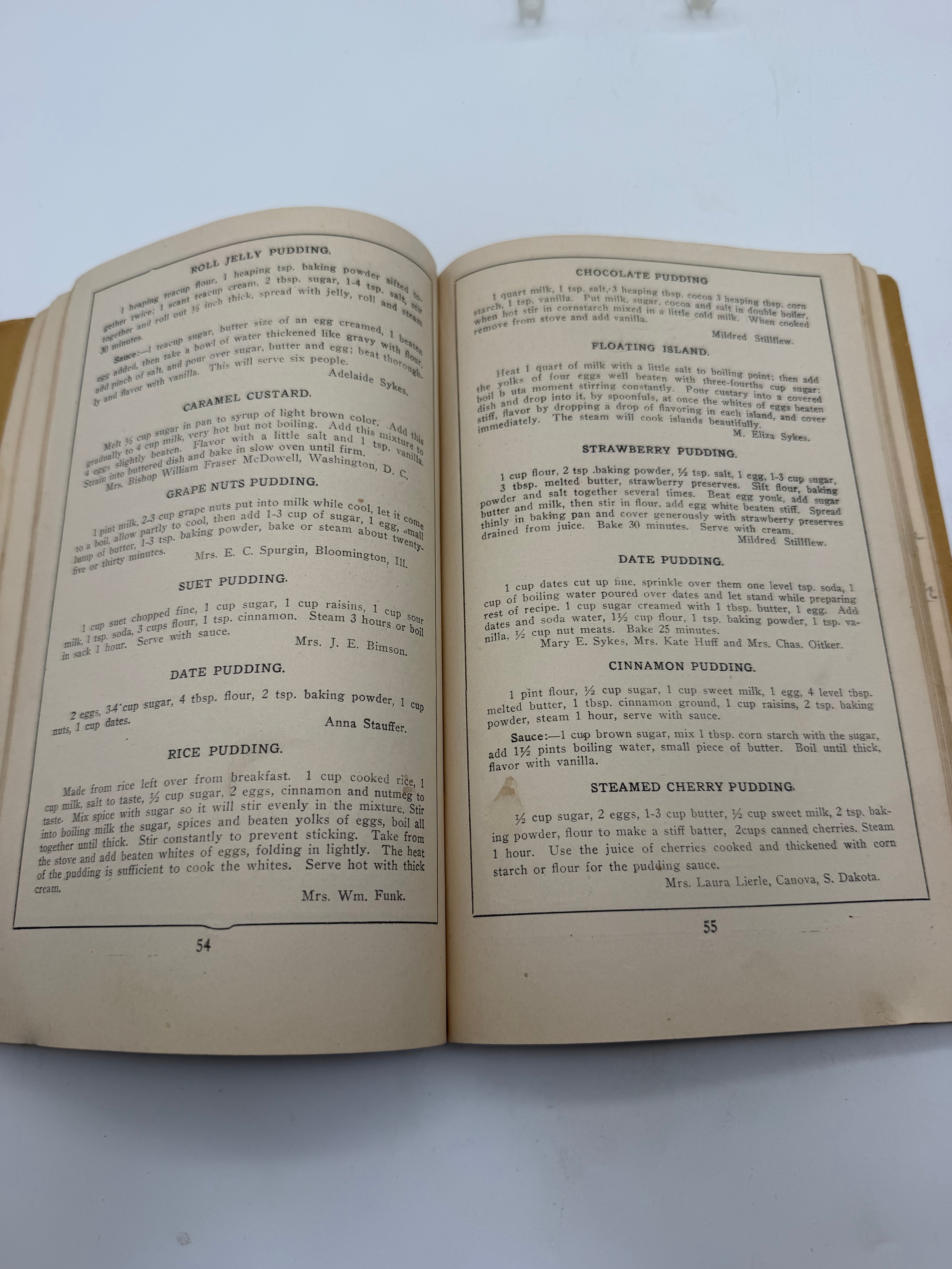 1925 Beverly’s best cookbook softcover