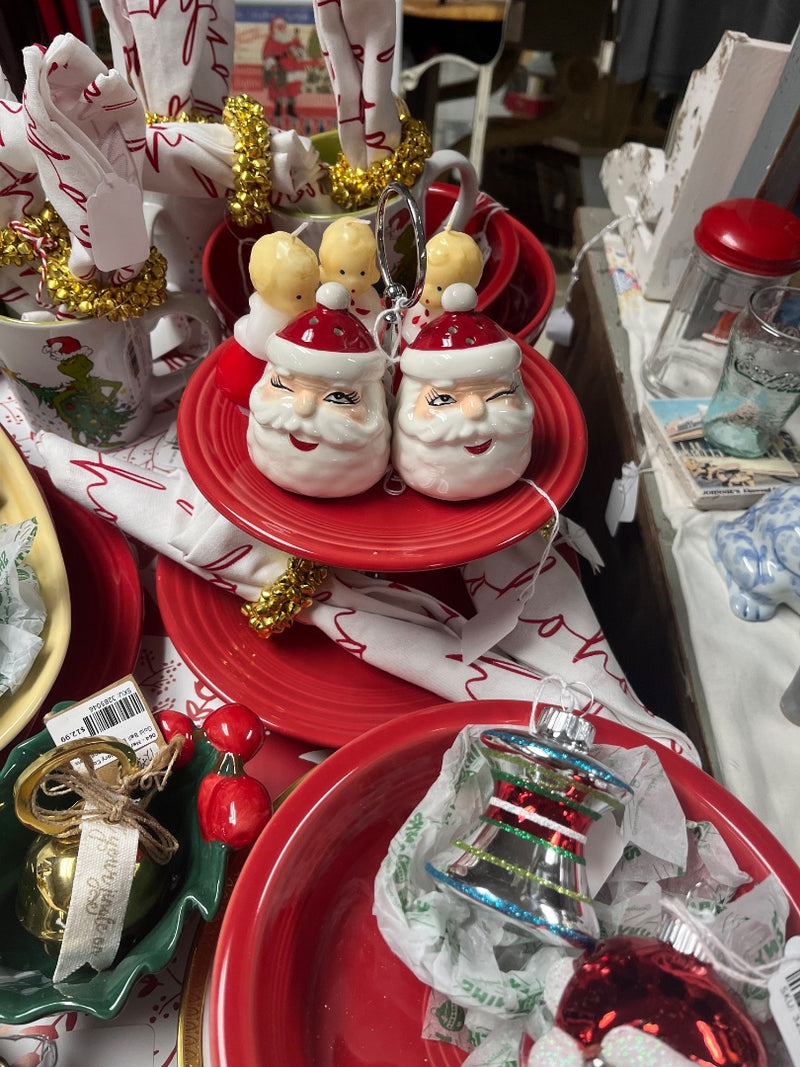 Winking Santa S & P Shaker Set-New — alternate view