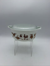 6.5” Vintage Pyrex 472 Early American 1.5 Pint Cinderella Casserole w Glass Lid USA