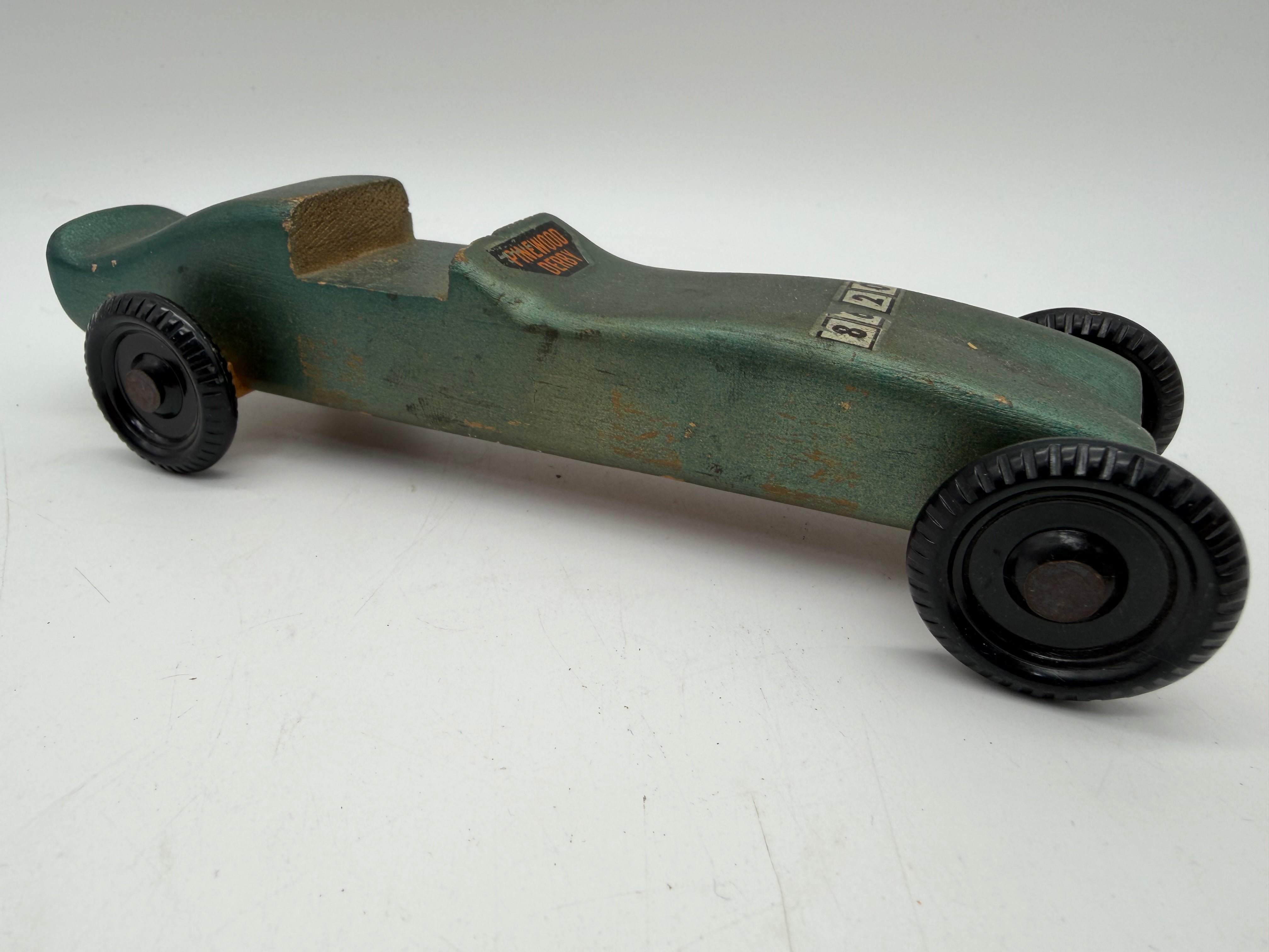 7.5” pinewood derby race car green