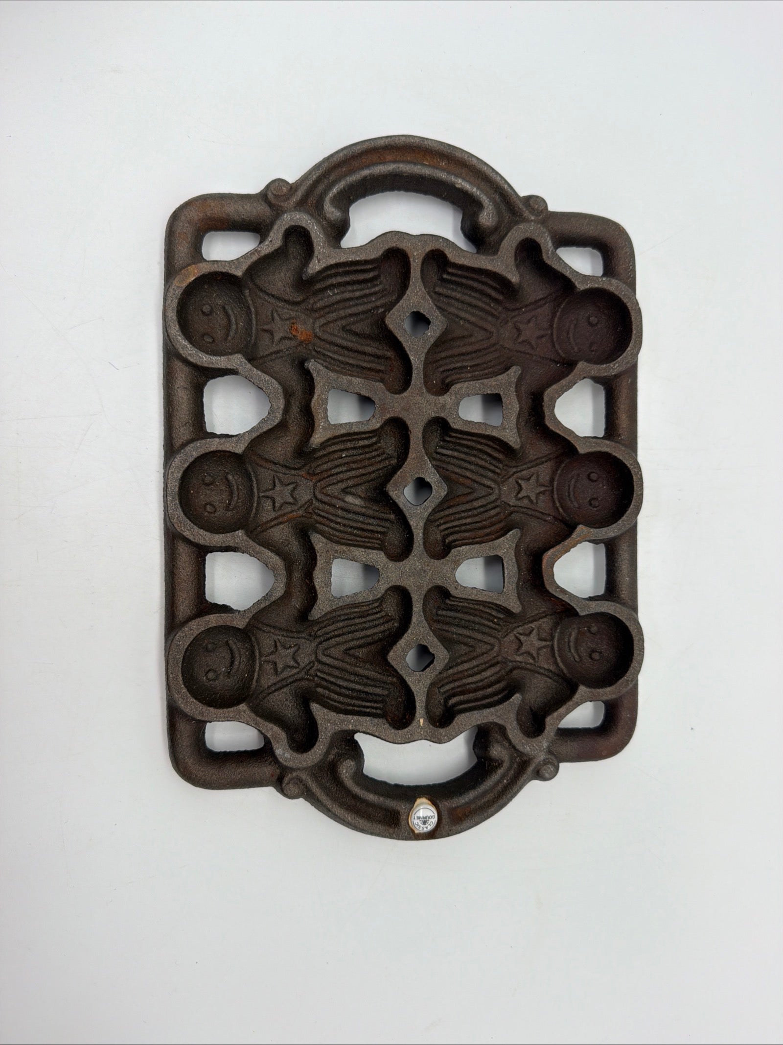 9.5” John Wright Gingerbread Man Christmas Cookie Baking Cast Iron Mold