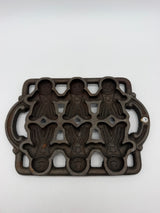 9.5” John Wright Gingerbread Man Christmas Cookie Baking Cast Iron Mold