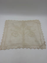 14” x 10” doily cream rectangle