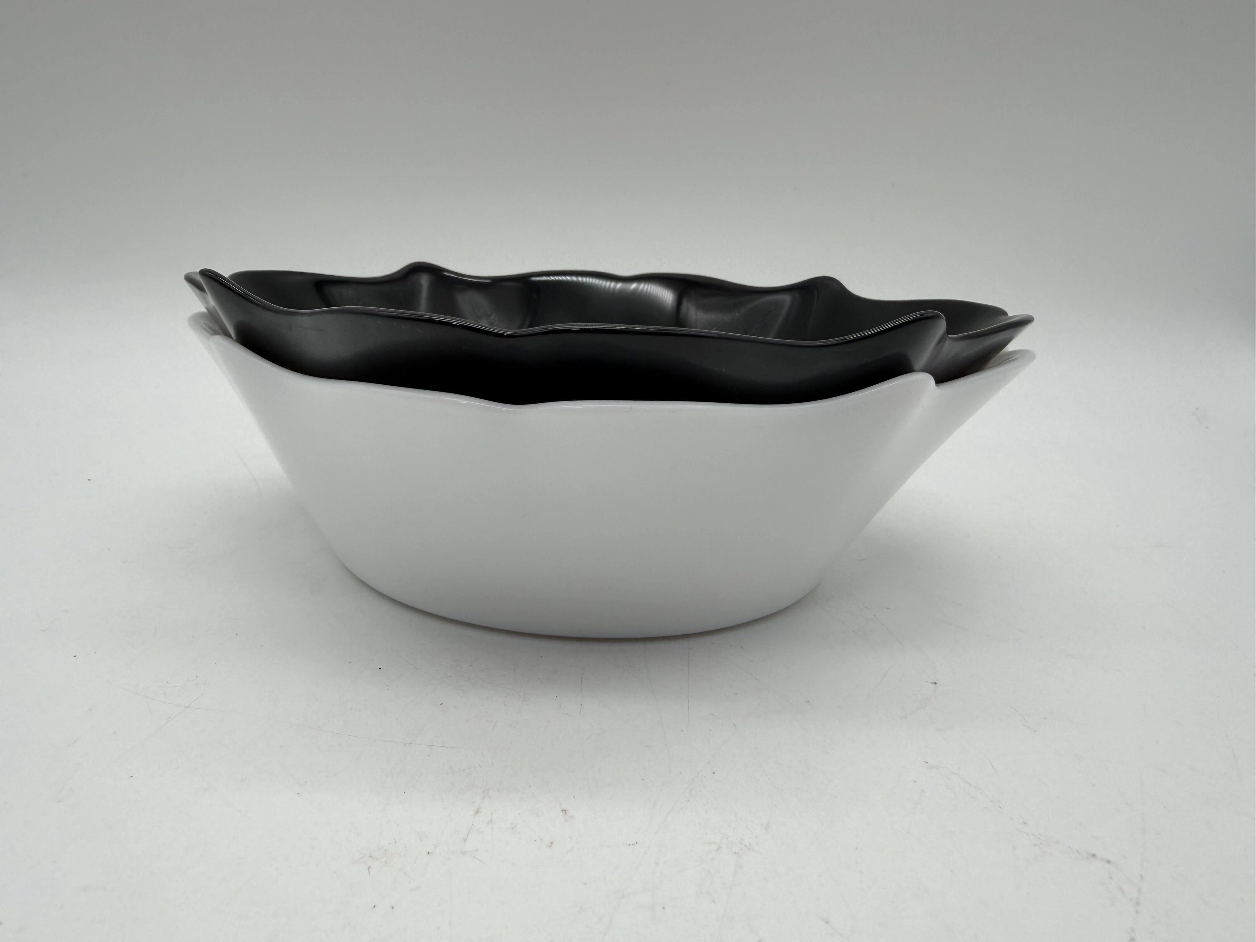 6” Luminarc France White Black bowl set of 2