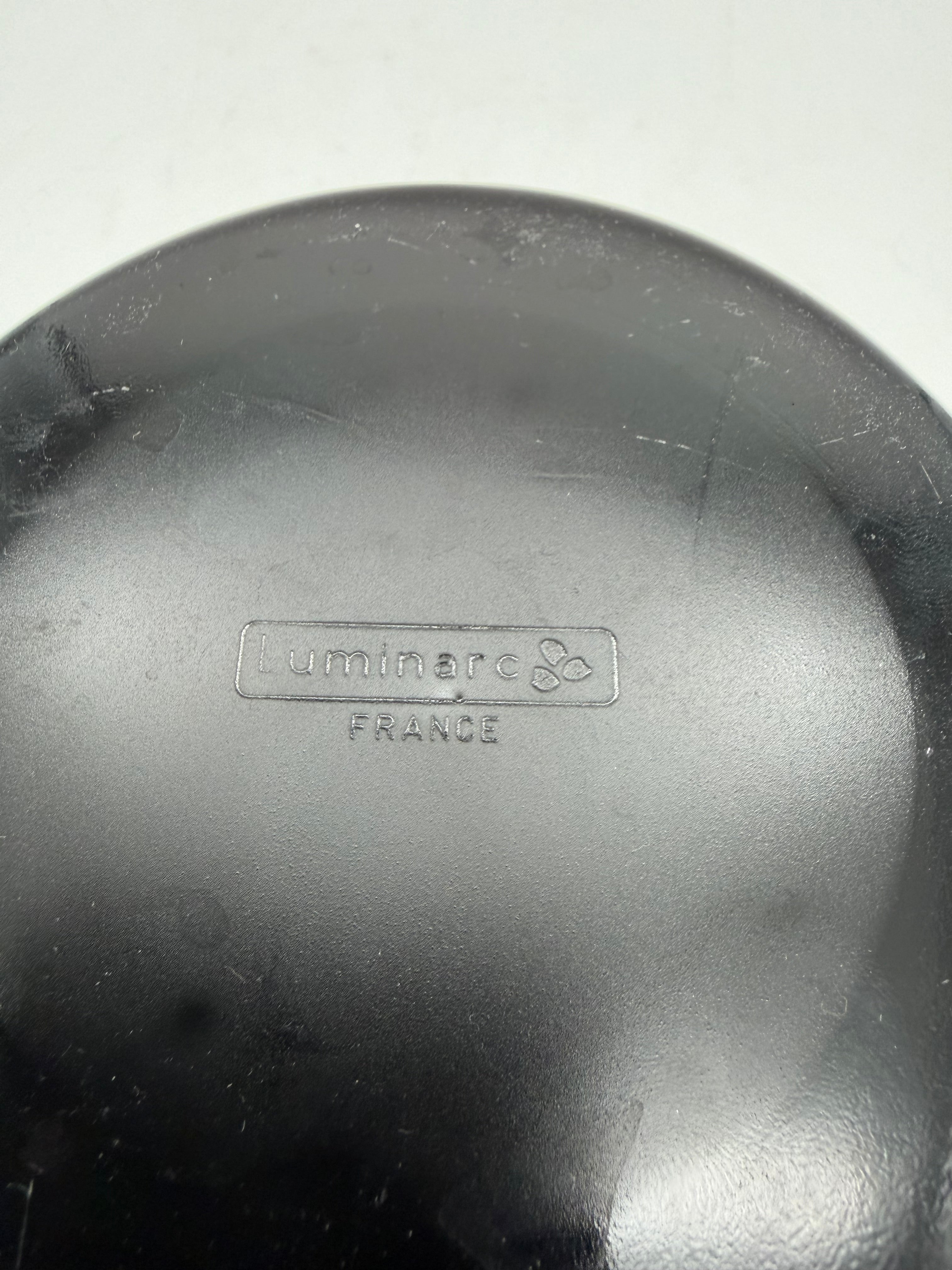 6” Luminarc France White Black bowl set of 2