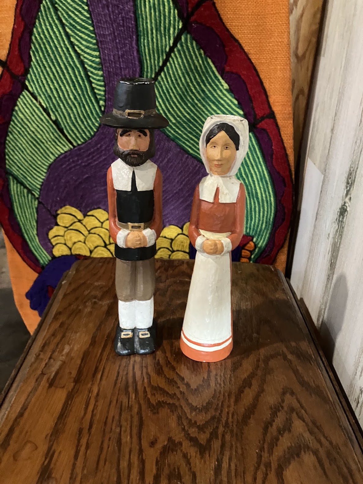 Thanksgiving Candle Holder Couple