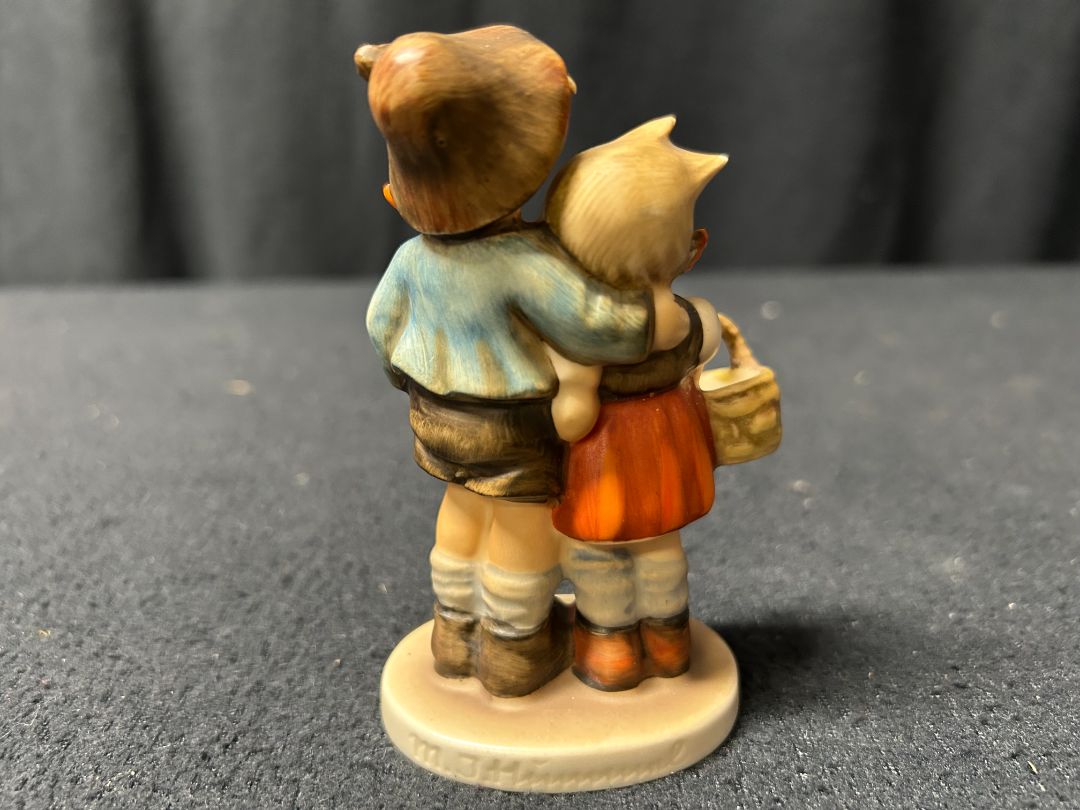 Surprise-Hummel