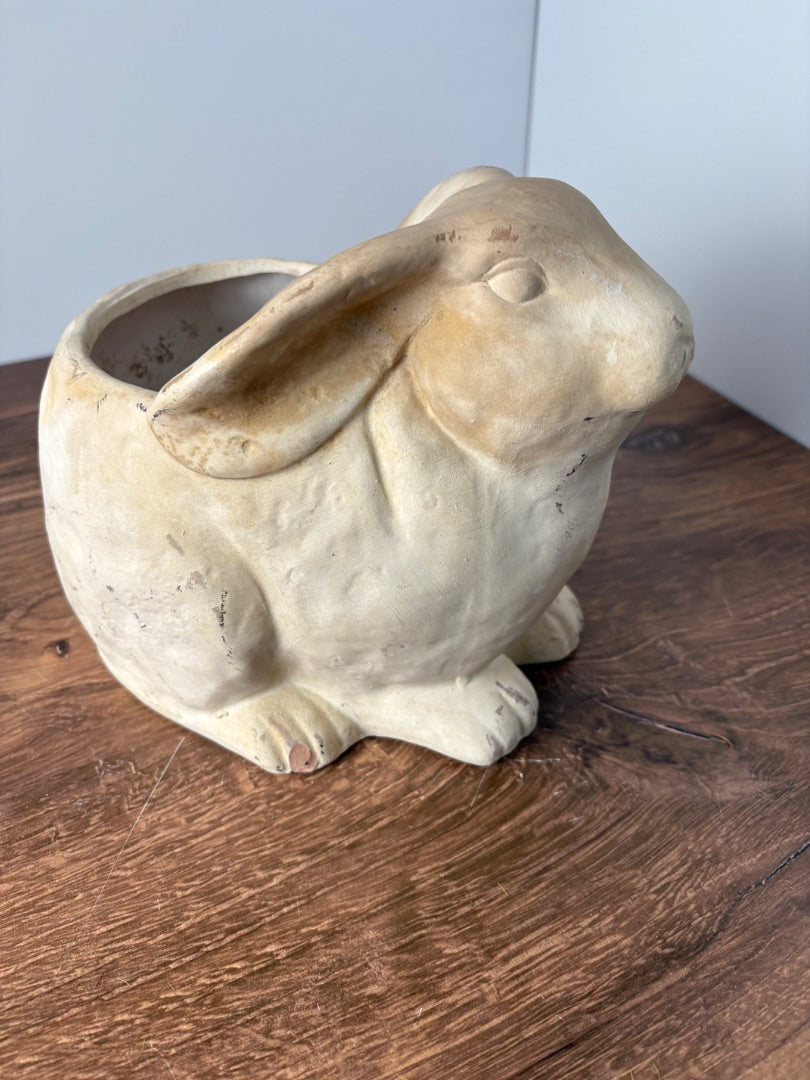 Rabbit Planter