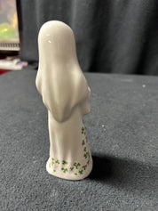 Royal Tara Shamrock Praying Nun