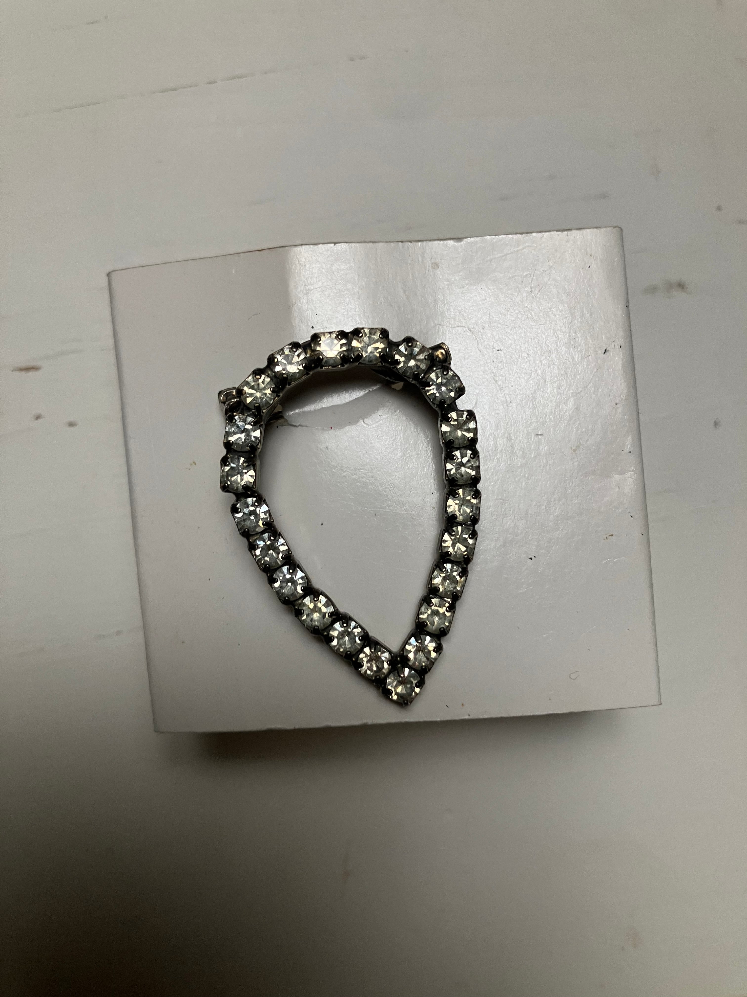 Vintage Tear Drop Pin.