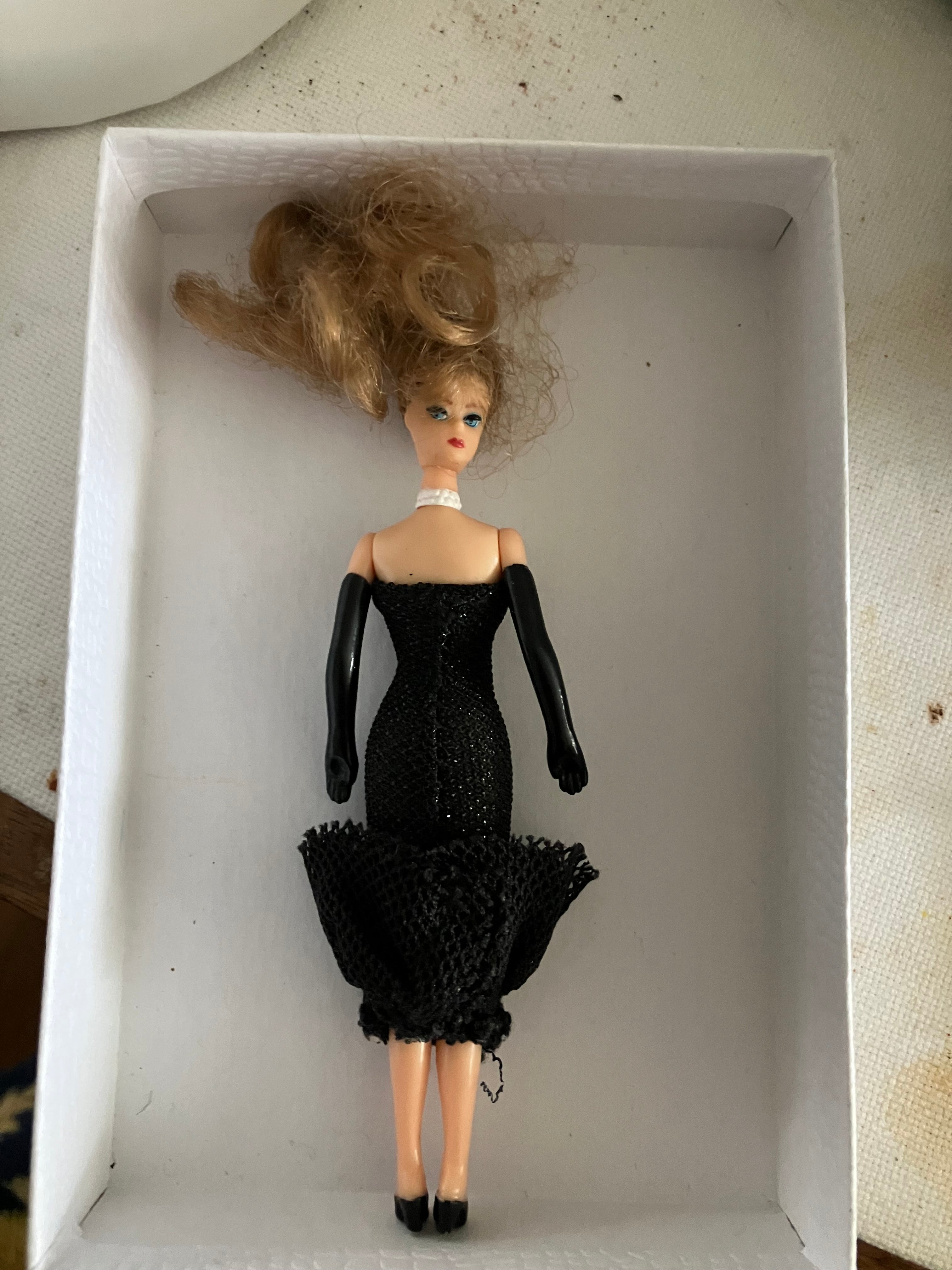 Vintage Mini Barbie 1999, 4.5 inches.  Happy Meal Collectible