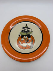 9” pottery barn kids halloweeen plate witch