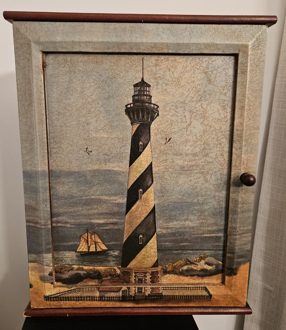 Wooden Wall-Mounted Lighthouse Cabinet/Keyholder