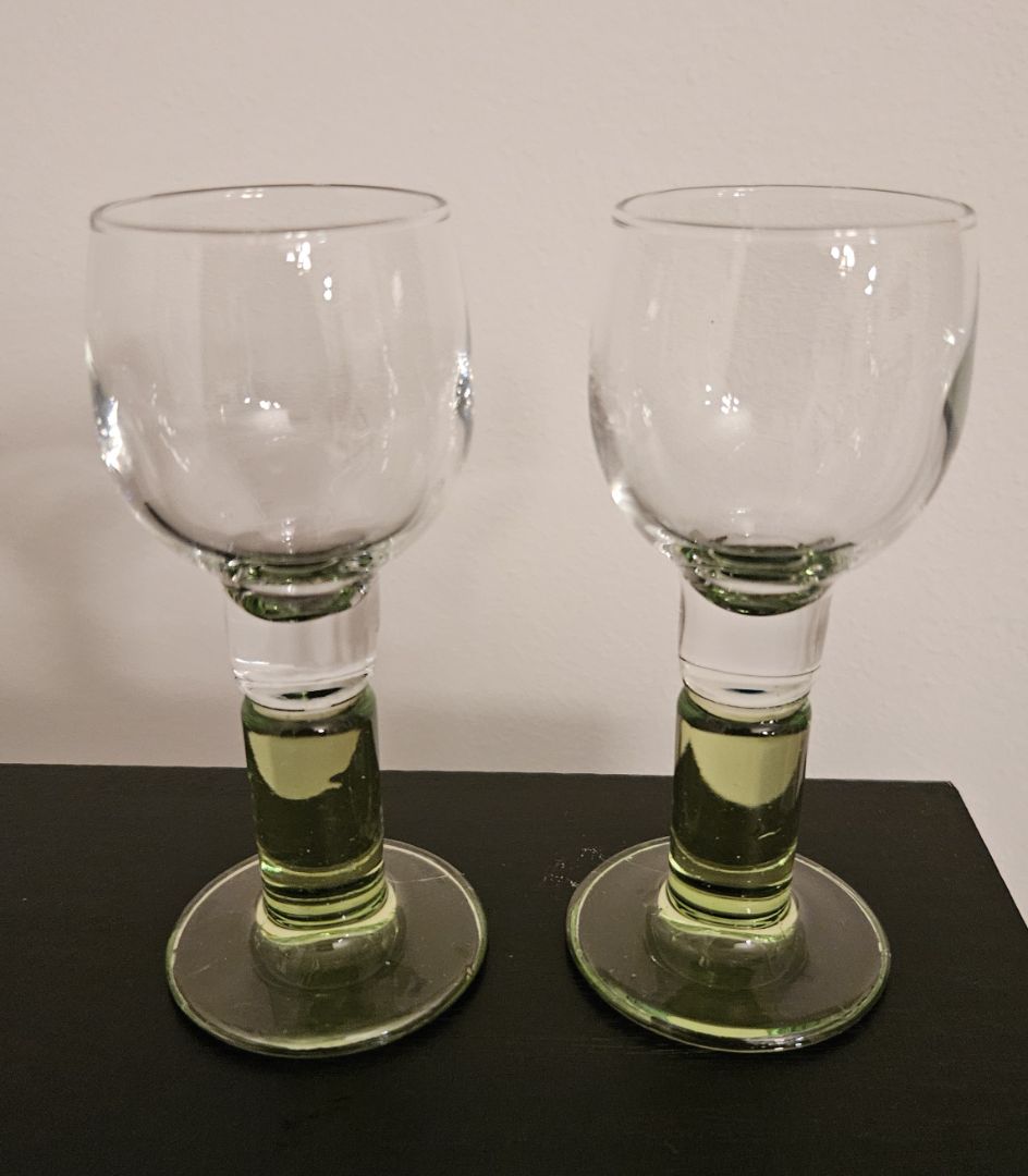 Limoncello_20glasses.jpg