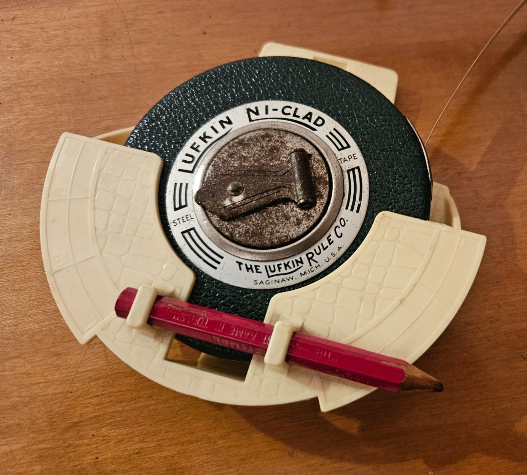 Meauring_20Tape_20a.jpg