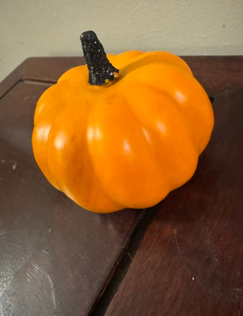 Sn_3Dmall_20Orange_20Pumpkin_2002.jpg