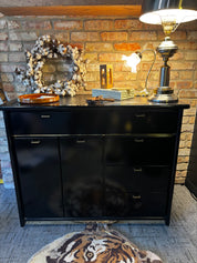vintage mid-century modern Bassett buffet/sodeboard
