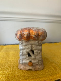Ceramic "Haunted Bones" Skull House