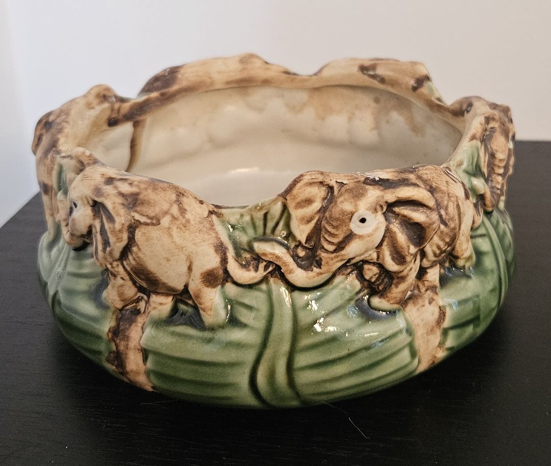 elephants_20planter2.jpg
