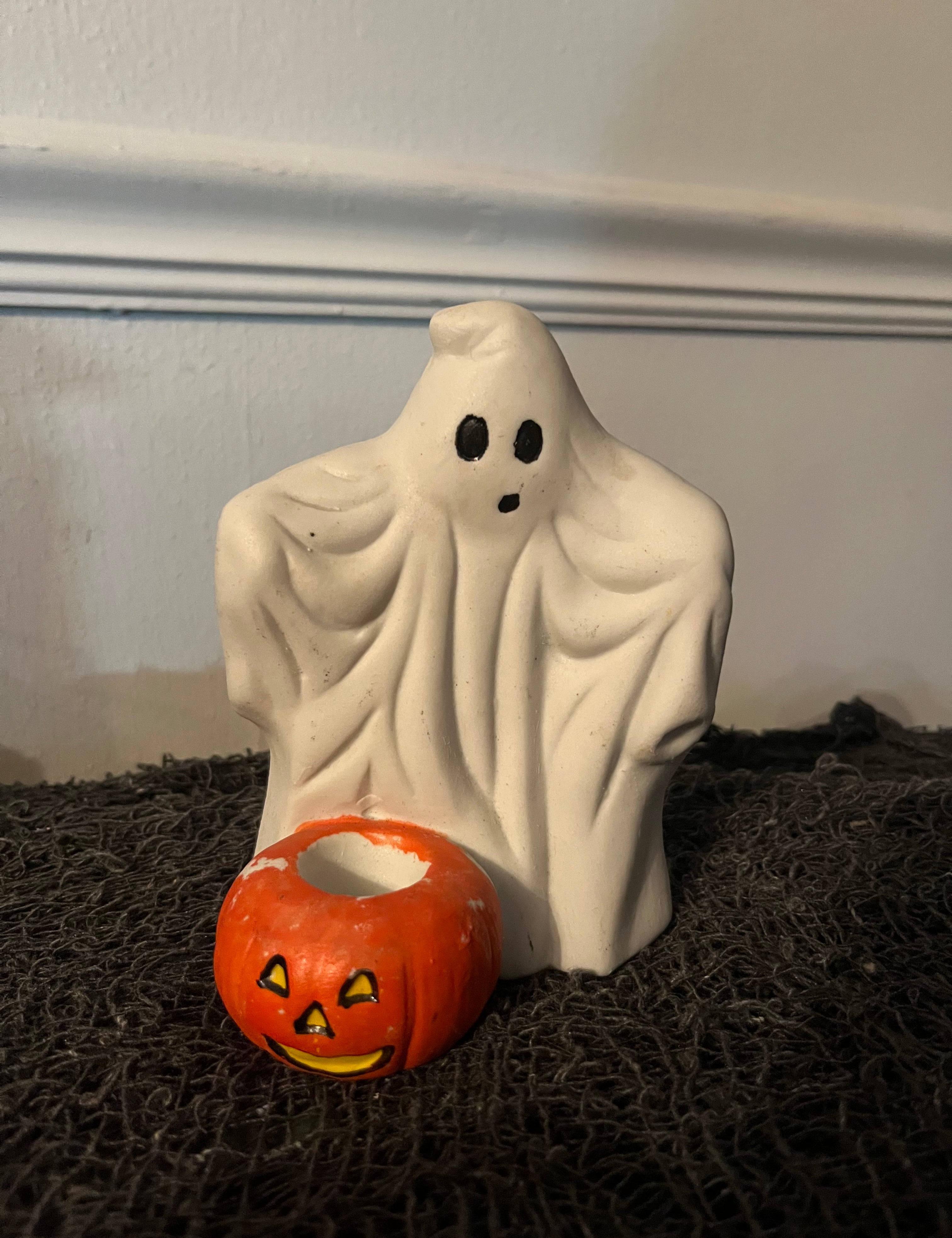 ghost_20taper_20candle_20holder_201.jpg