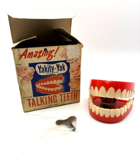 1949 Yakity-Yak #618 Talking Teeth in original box with key.
