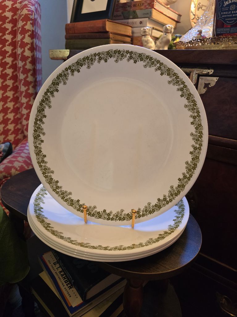5 Dinner Plates, Corelle "Crazy Daisy"
