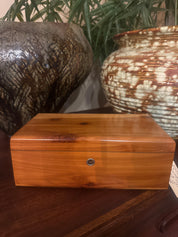 Vintage, Lane Cedar chest Jewelry box