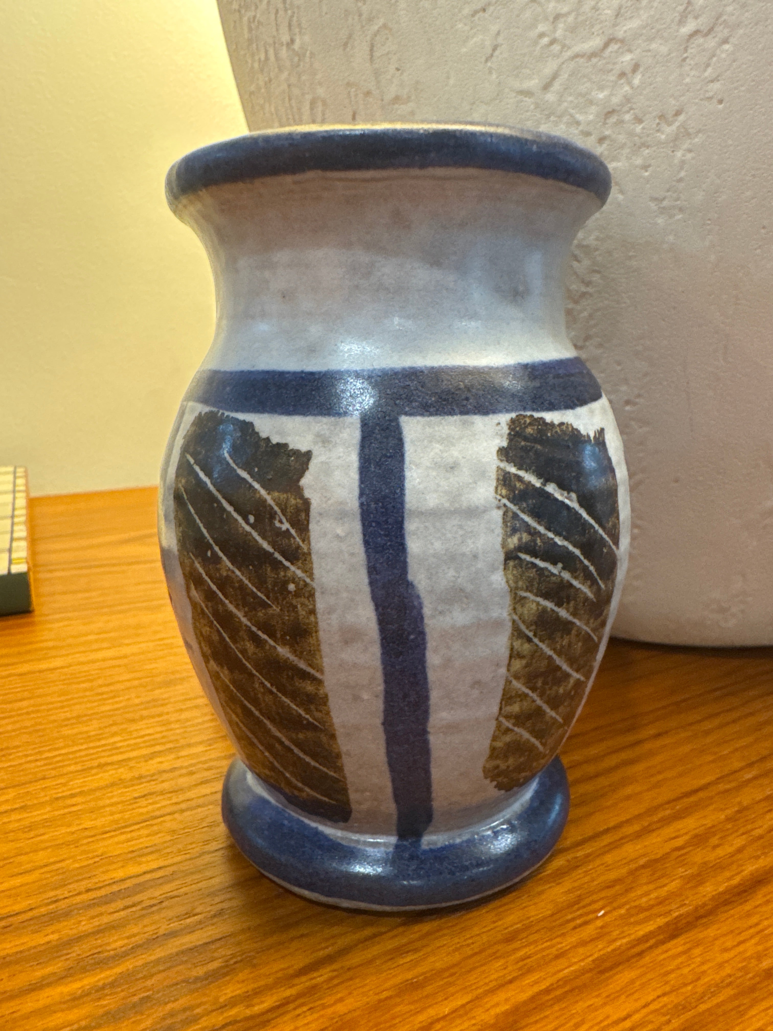Mcm, Italian Majolica geometric vase