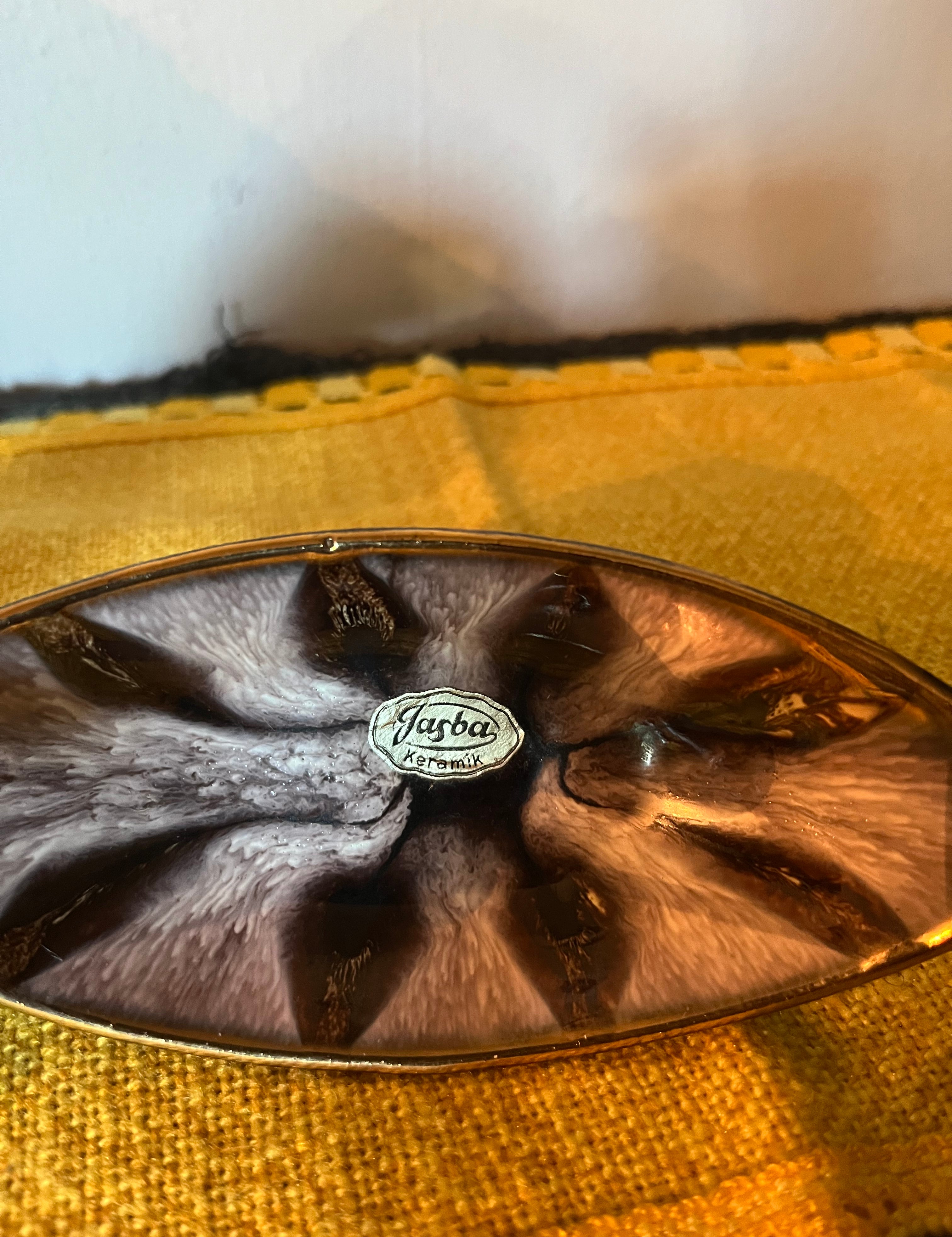 jasba_20tray_201.jpg