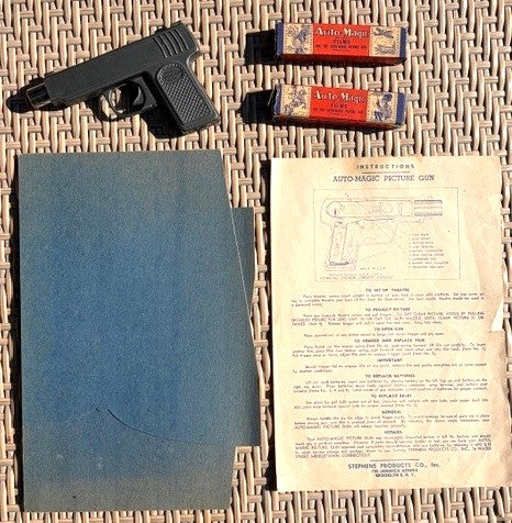 1939 Auto-Magic Picture Gun and Theatre Set (No.490 model)