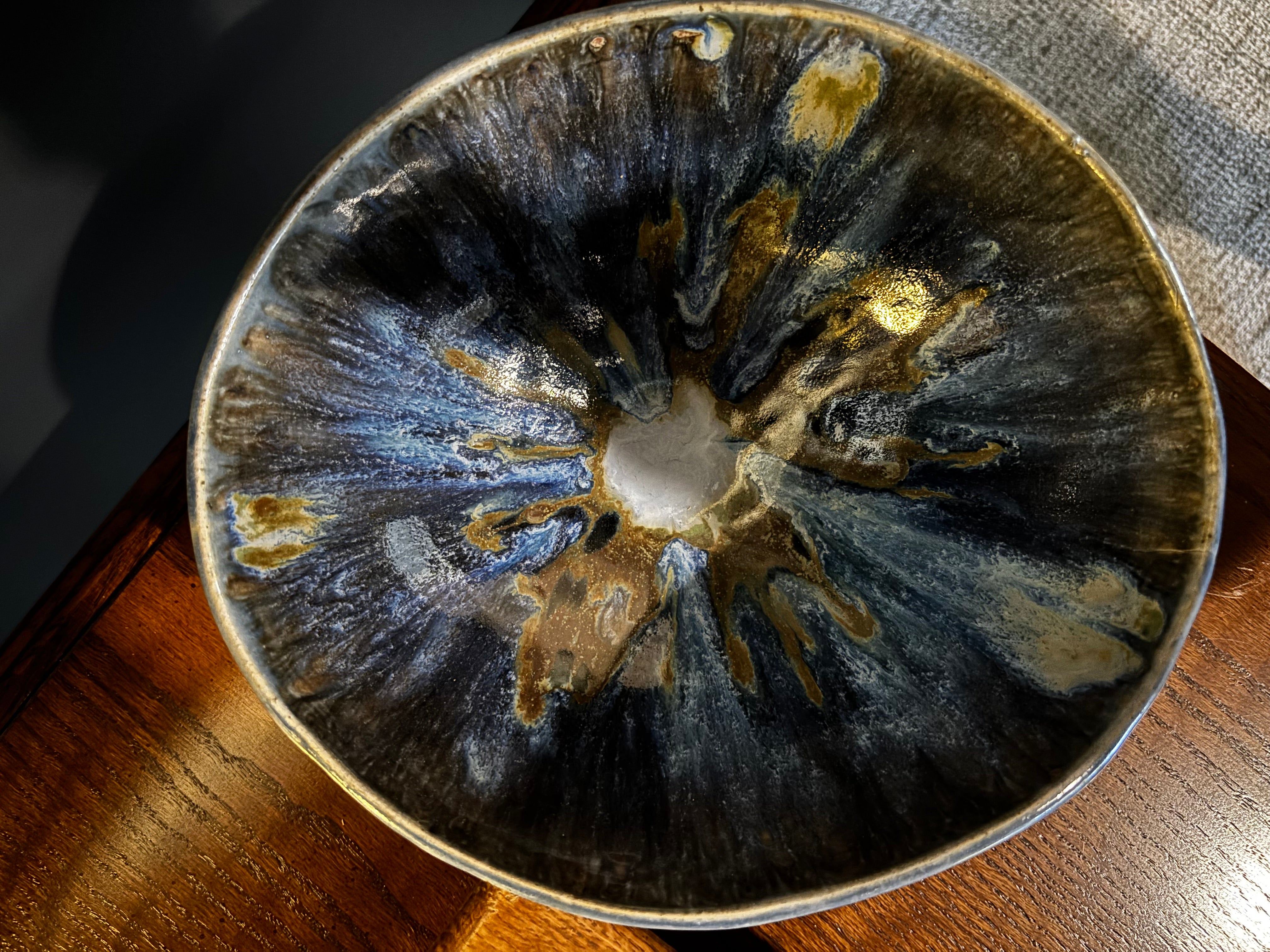 mcm artisan large bowl reactive glaze, blue