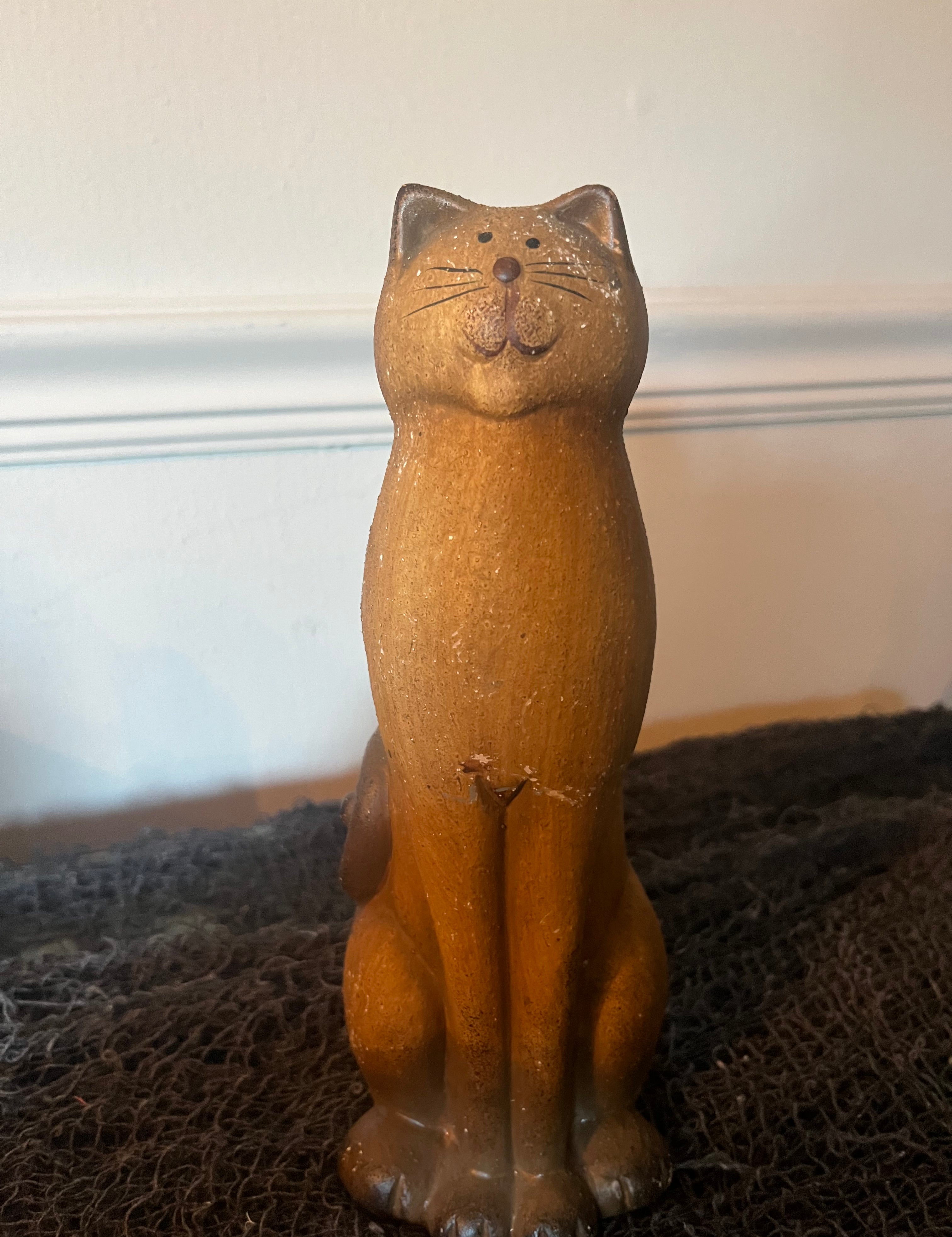 terra_20cotta_20cat_201.jpg