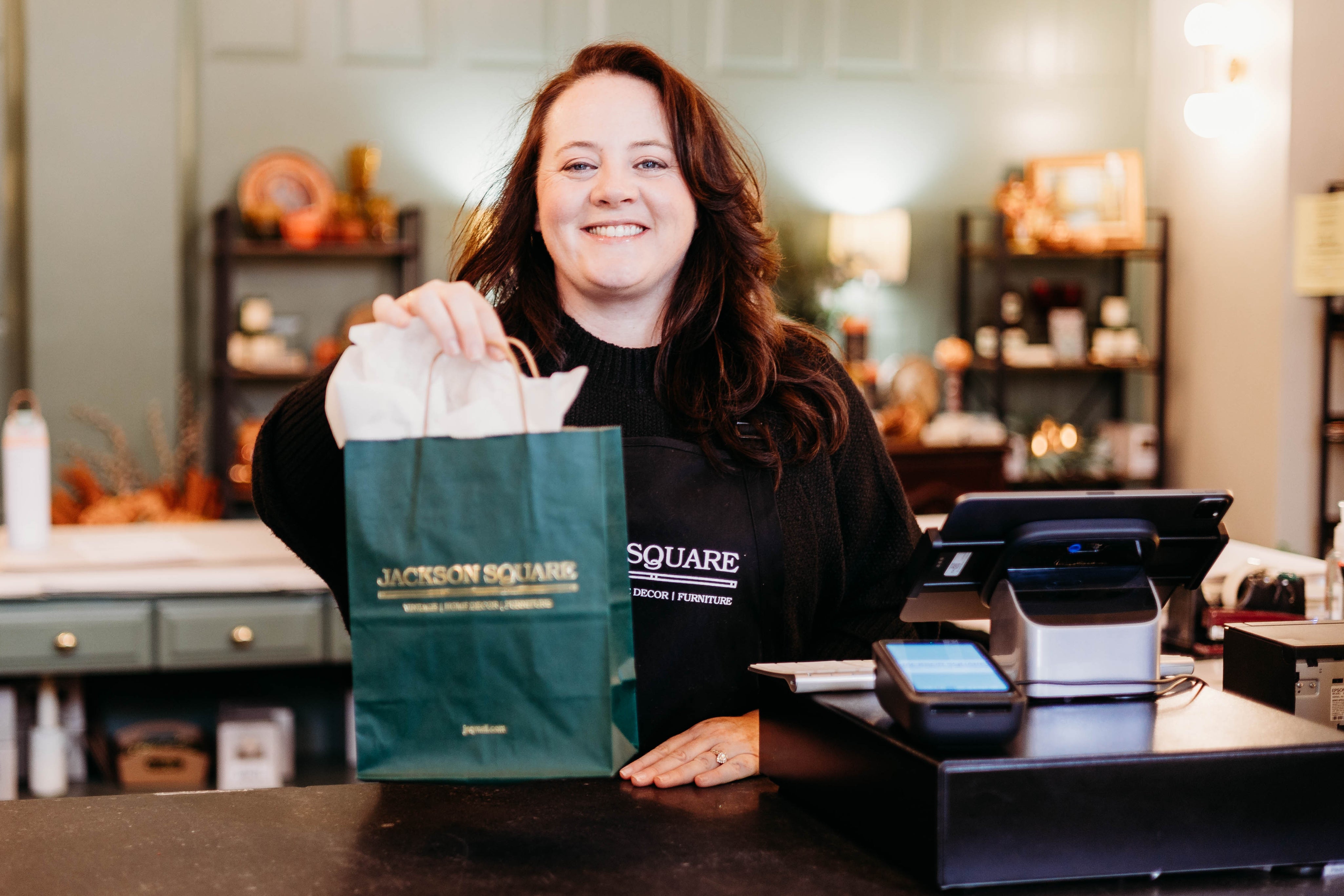 Jackson Square Collective — curated marketplace for vintage, furniture, home décor, fashion, gifts, and more in La Grange Park, IL