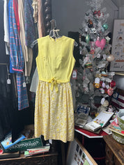 VTG 'Dress Up Ronnie' with Toile 1/2 Slip